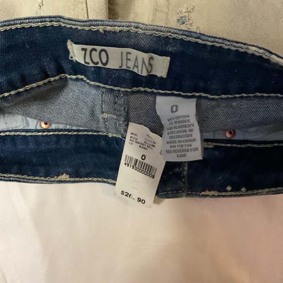 ZC0 Thrashed Bleach Destroy Roll Jean Shorts 0 Grunge Festival Y2K Punk Rocker - Picture 6 of 7